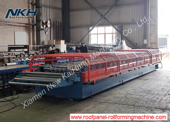 Customizable Metal Roll Forming Machine With PLC Control System And Forming Speed 20-25m/min