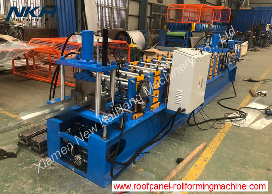 ซื้อ PLC ควบคุม Purlin แผ่นม้วนขึ้นรูปเครื่องด้วย Cr12Mov Blade online manufacture