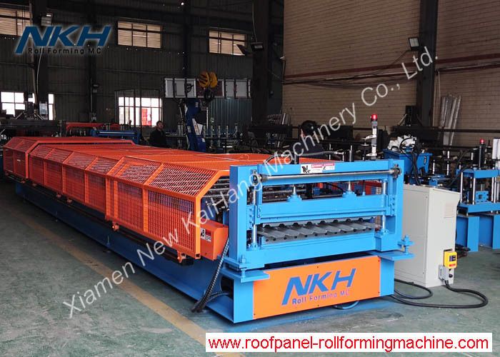 Customizable Metal Roll Forming Machine With PLC Control System And Forming Speed 20-25m/min