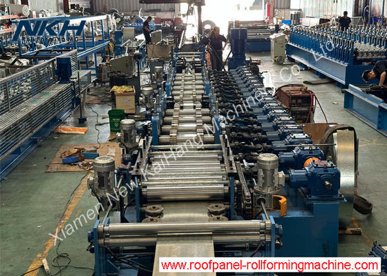 C76-200 Purlin อัตโนมัติเปลี่ยนอัตโนมัติ Stacking Roll การสร้างเครื่องจักร
